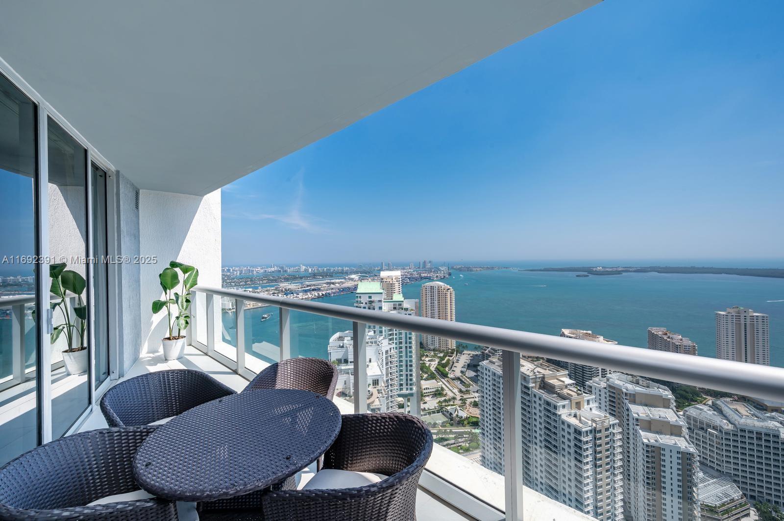 Property for Sale at 465 E Brickell Ave 5305, Miami, Broward County, Florida - Bedrooms: 2 
Bathrooms: 2  - $1,350,000