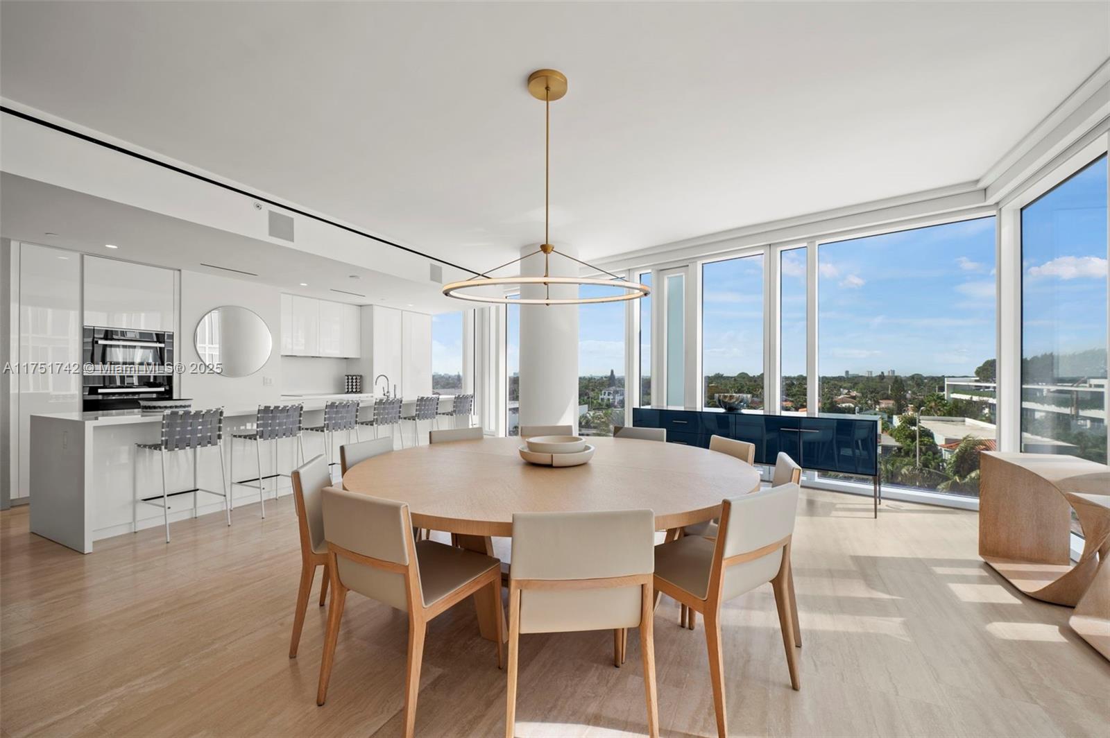 9001 Collins Ave S-512
