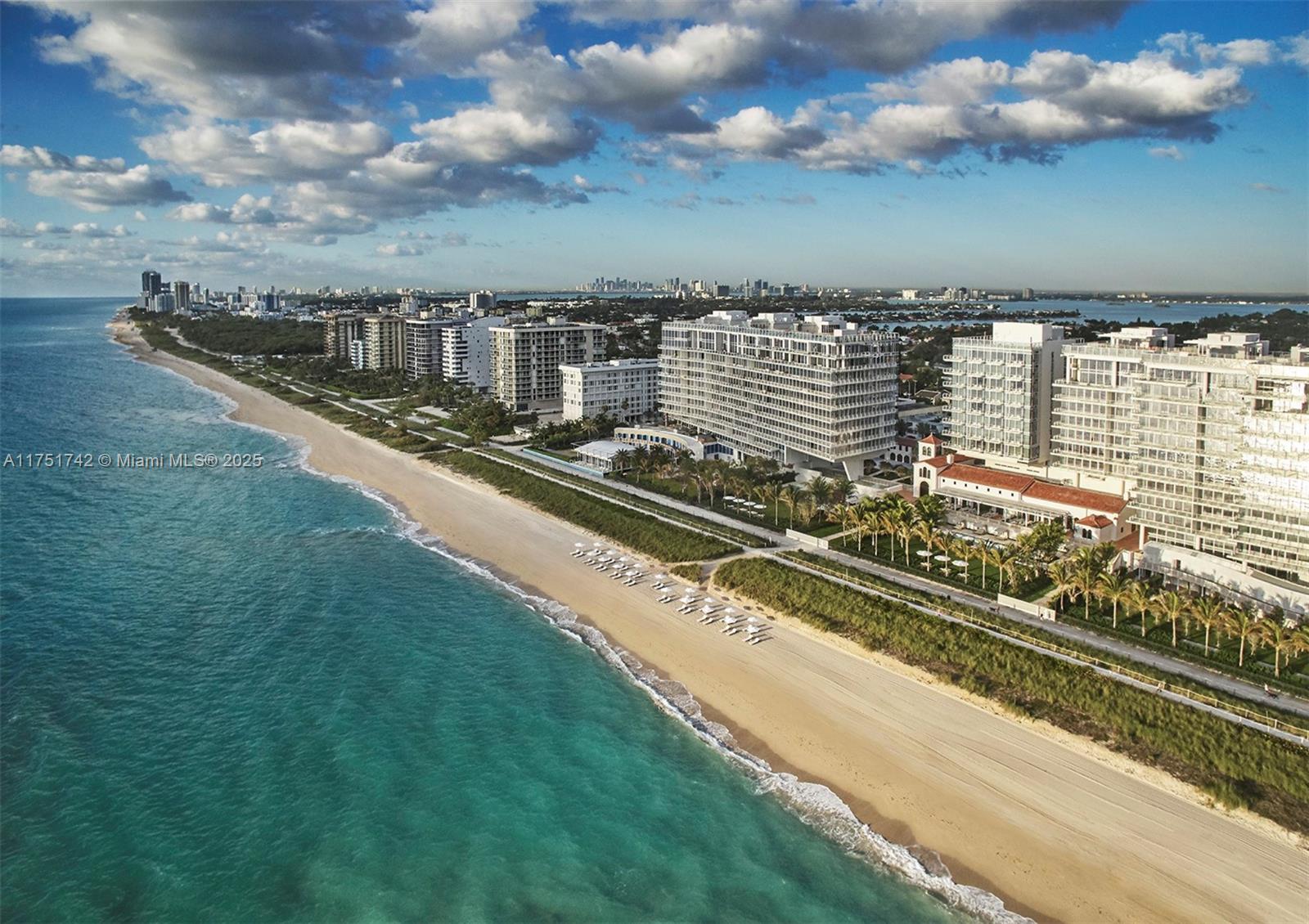 9001 Collins Ave S-512