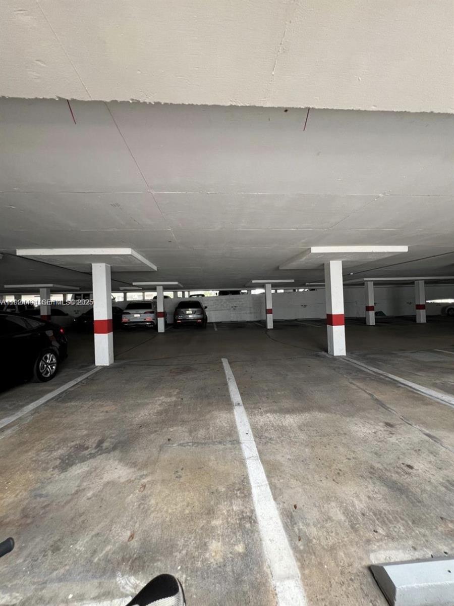 OCEANVIEW BUILDING B COND - Residential