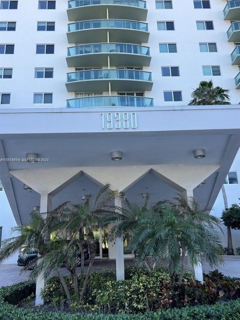 Pet Friendly Condos in Miami-Dade County 16 19380 Collins Ave 1402 Sunny Isles Beach FL 33160