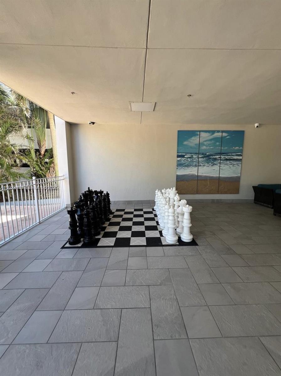 19380 Collins Ave 1402, Sunny Isles Beach, FL, 33160/$475,000 2 19380 Collins Ave 1402