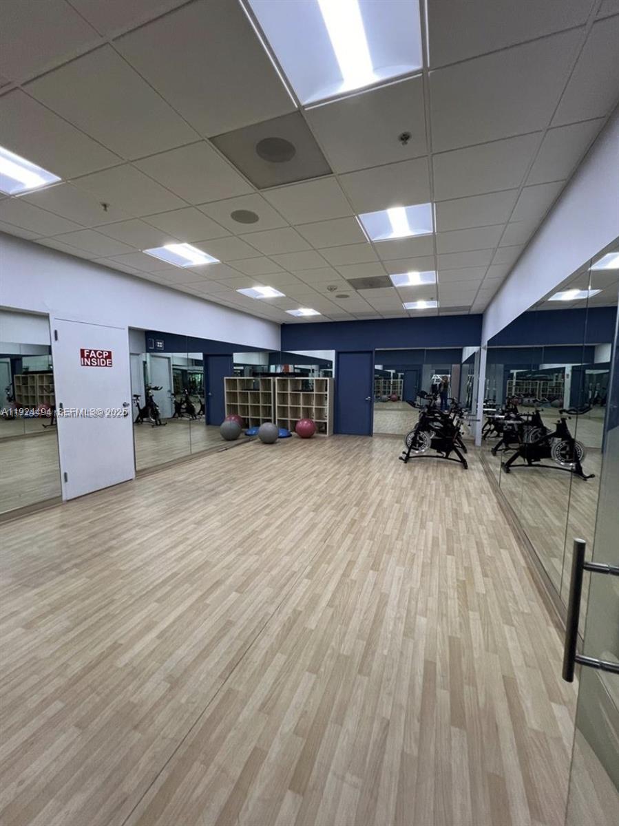 19380 Collins Ave 1402, Sunny Isles Beach, FL, 33160/$475,000 4 19380 Collins Ave 1402