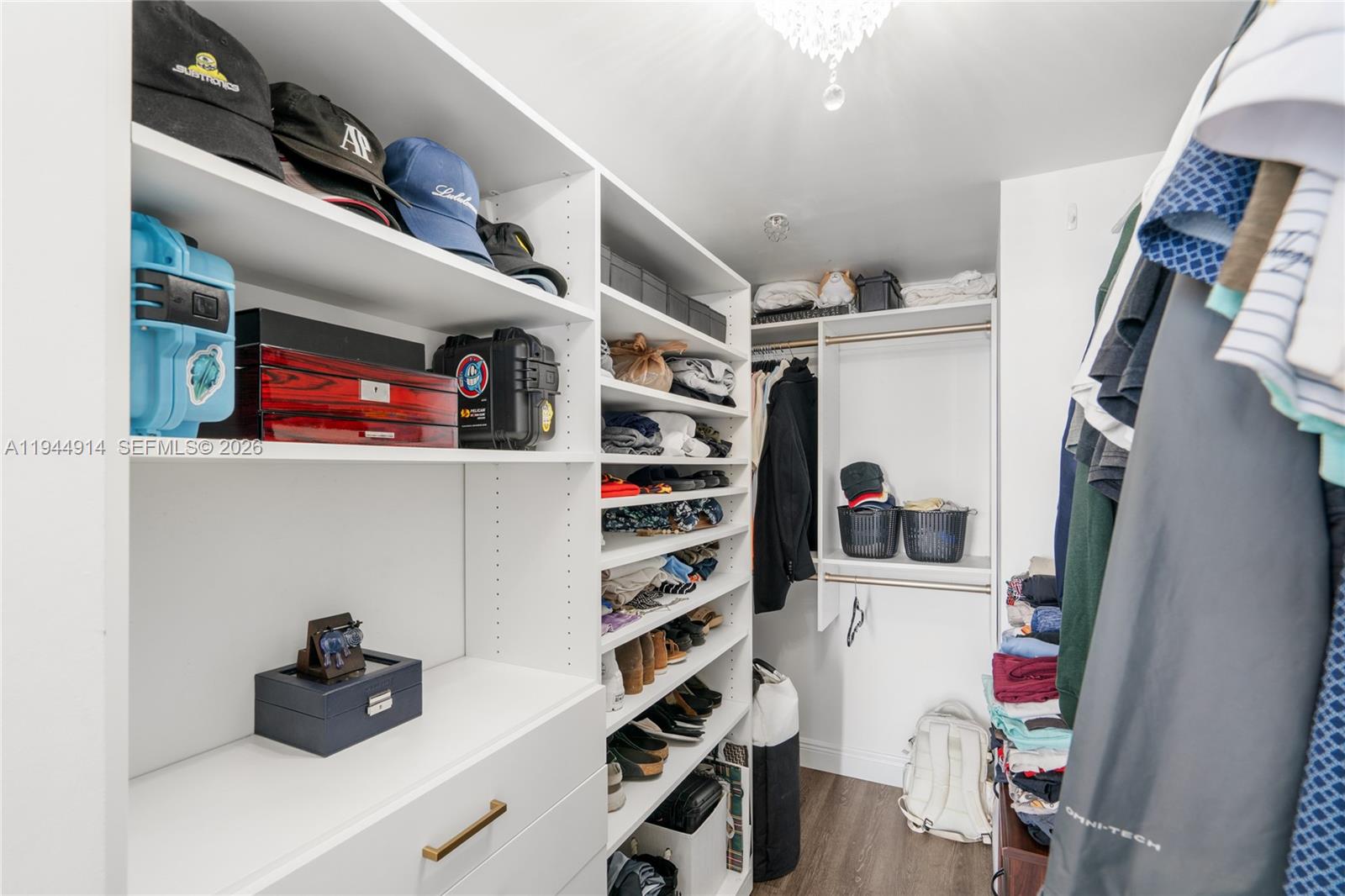 LATITUDE ON THE RIVER CON - Residential