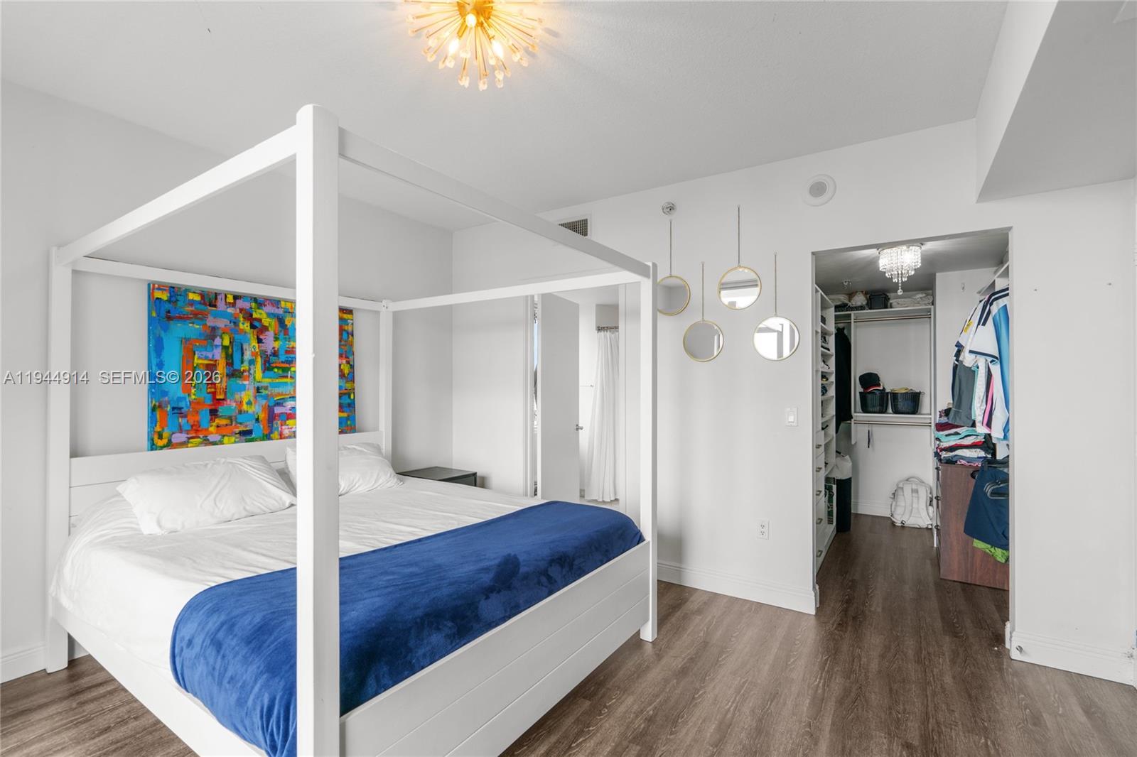 LATITUDE ON THE RIVER CON - Residential