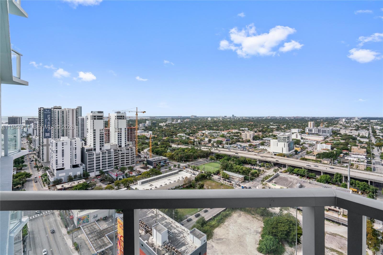 LATITUDE ON THE RIVER CON - Residential