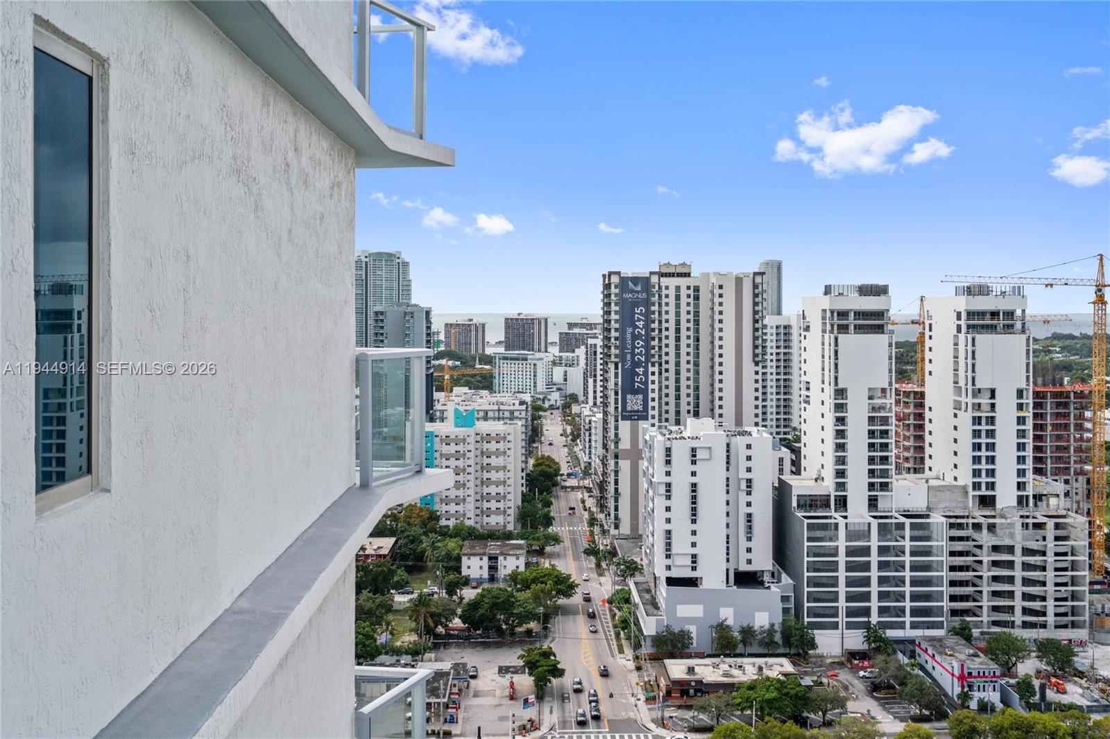 LATITUDE ON THE RIVER CON - Residential