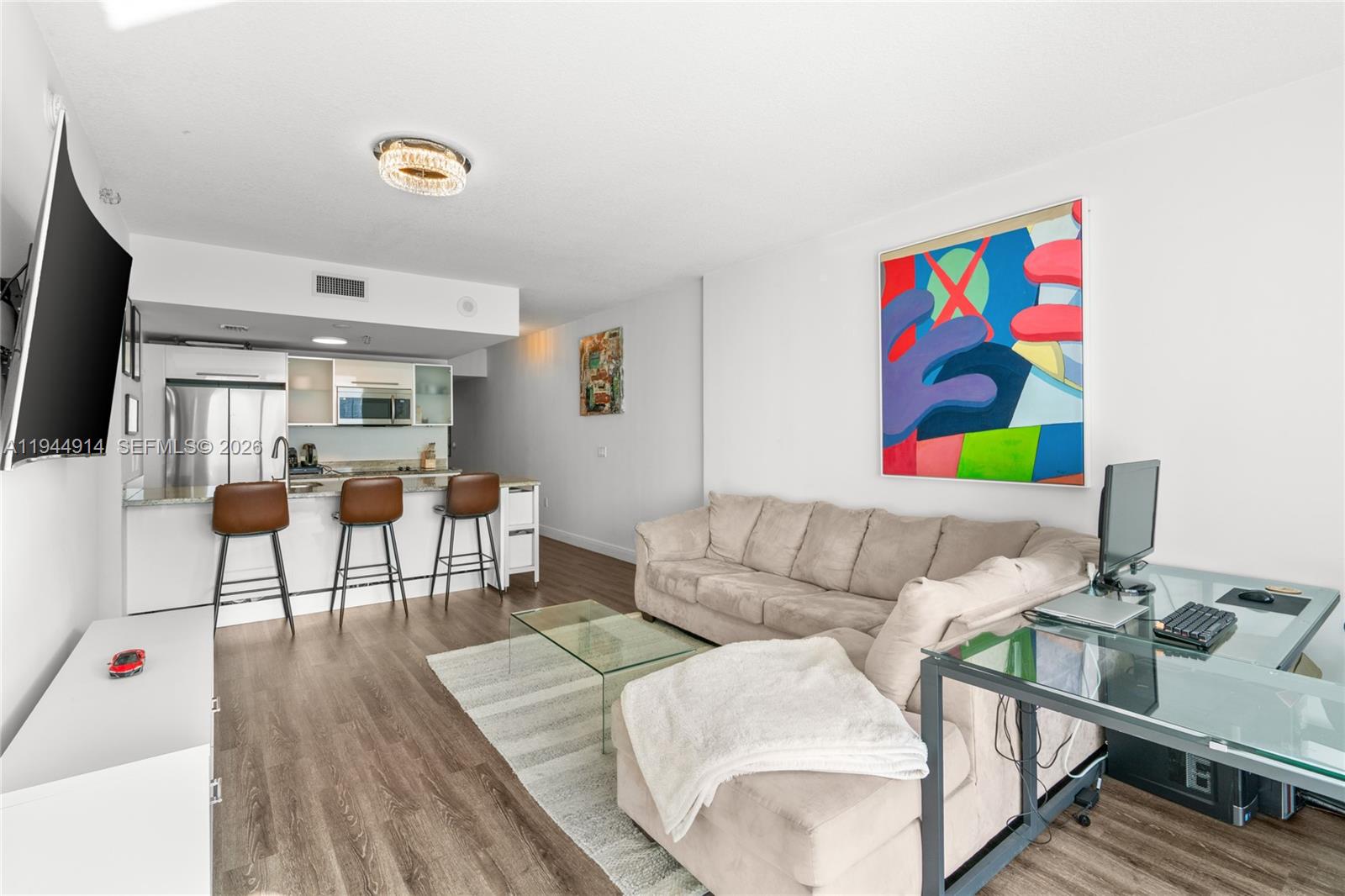 LATITUDE ON THE RIVER CON - Residential