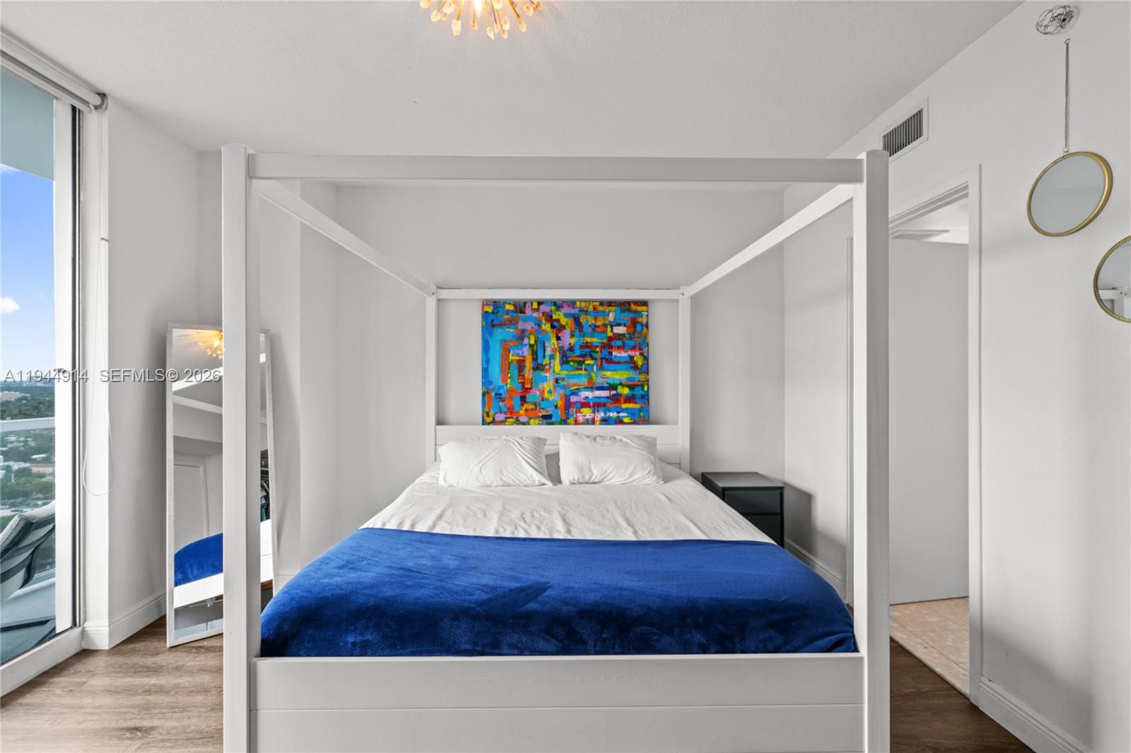 LATITUDE ON THE RIVER CON - Residential