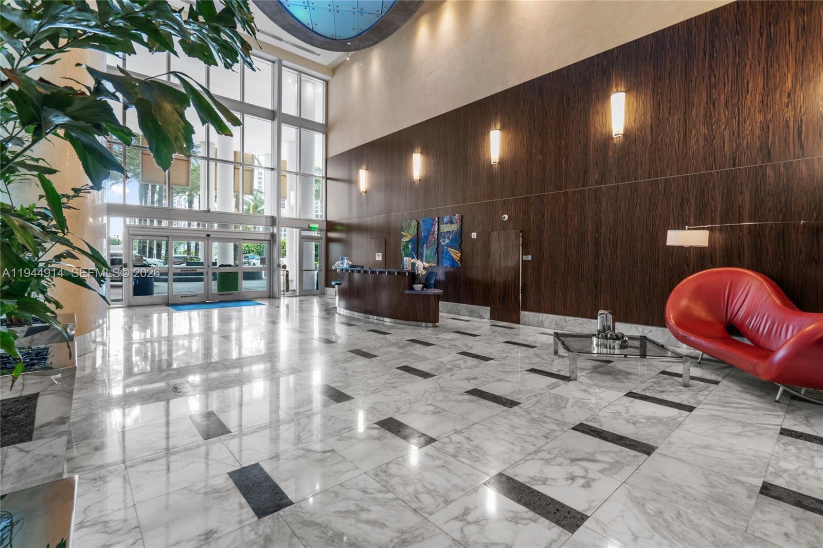 LATITUDE ON THE RIVER CON - Residential