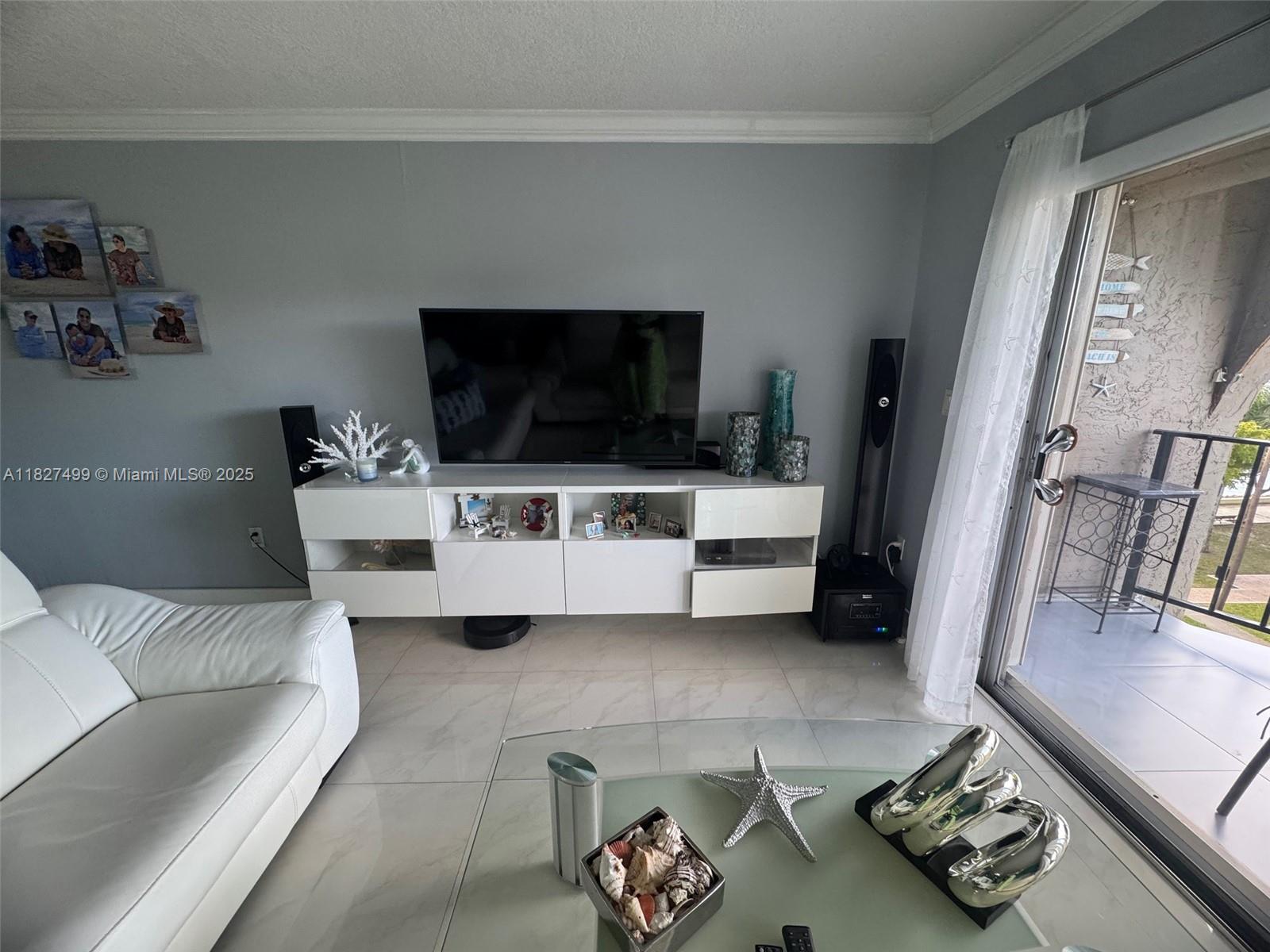 EL CID CONDO - Residential