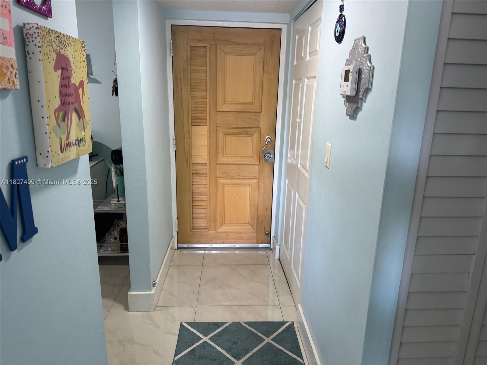 EL CID CONDO - Residential