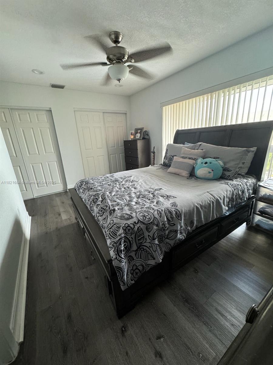 KENDALE WOODS NORTH CONDO - Residential