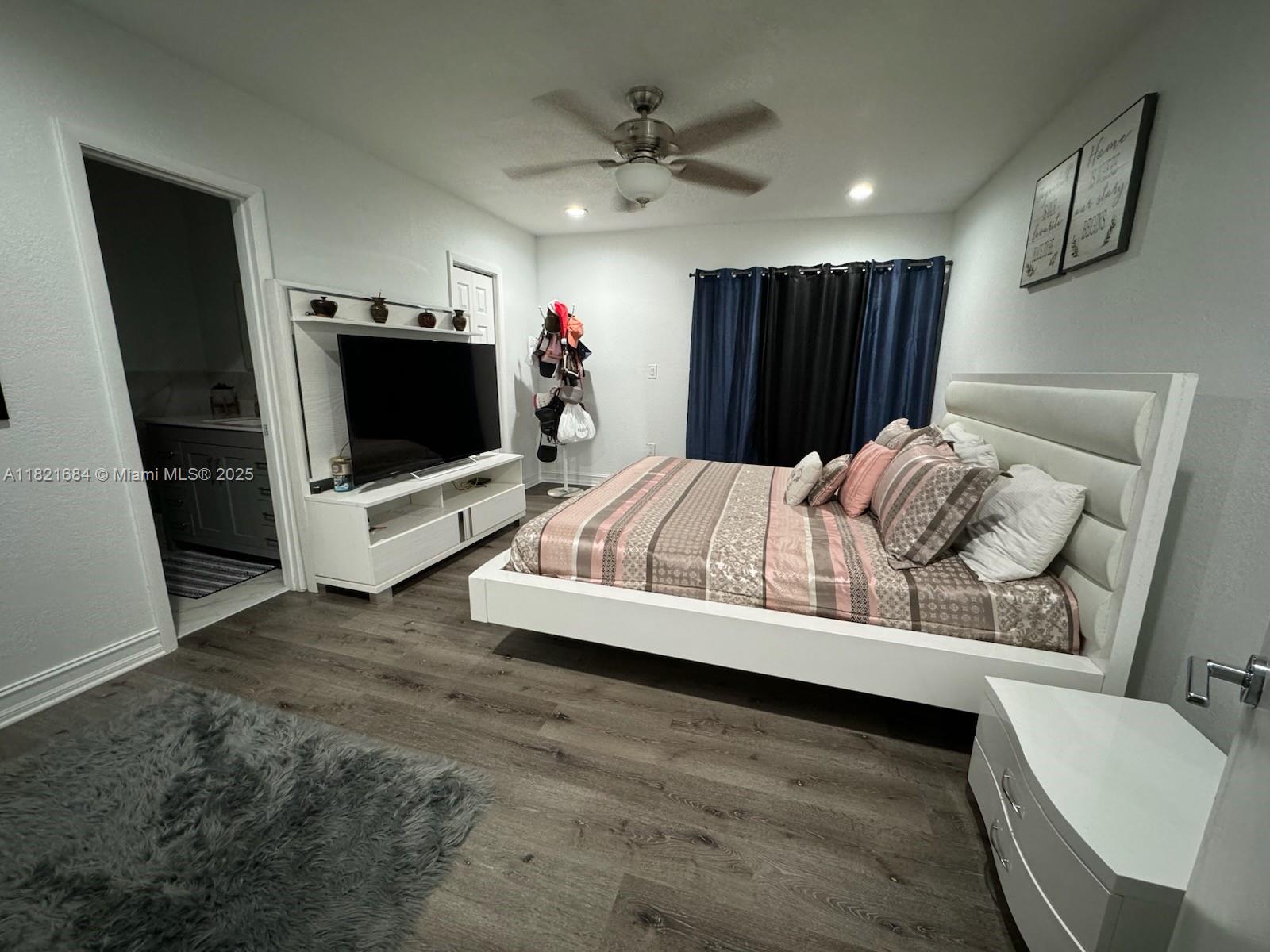 KENDALE WOODS NORTH CONDO - Residential