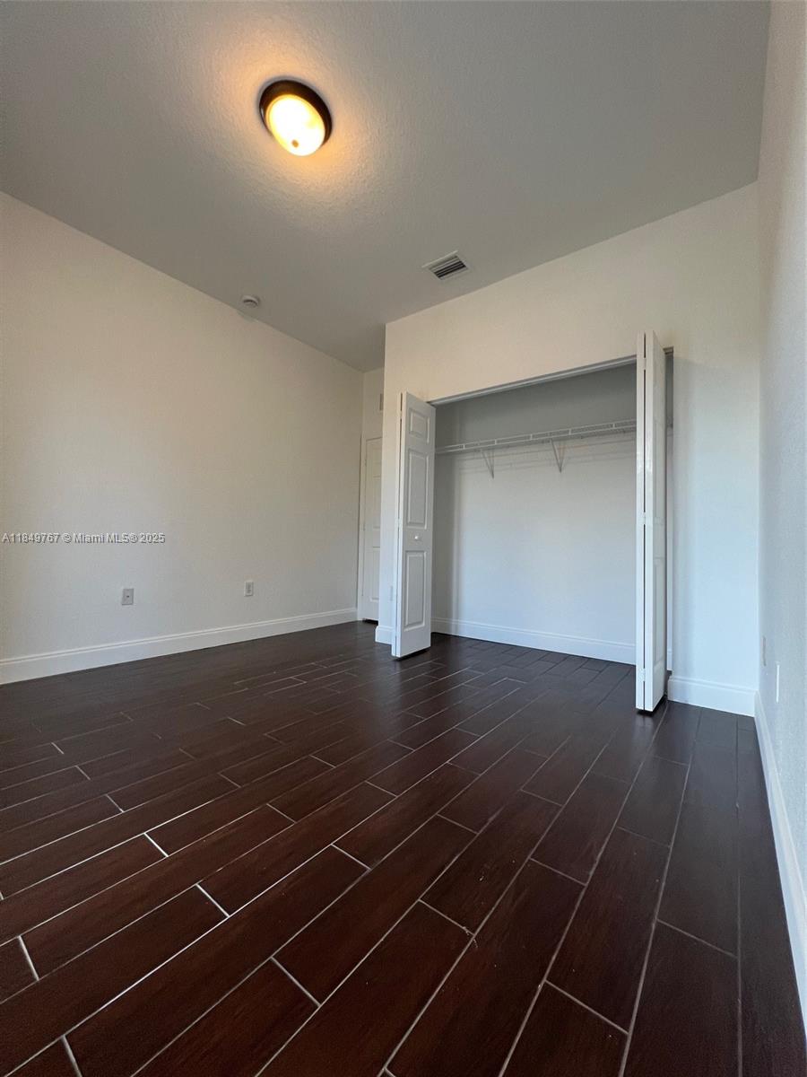 COURTS AT TUSCANY - Residential