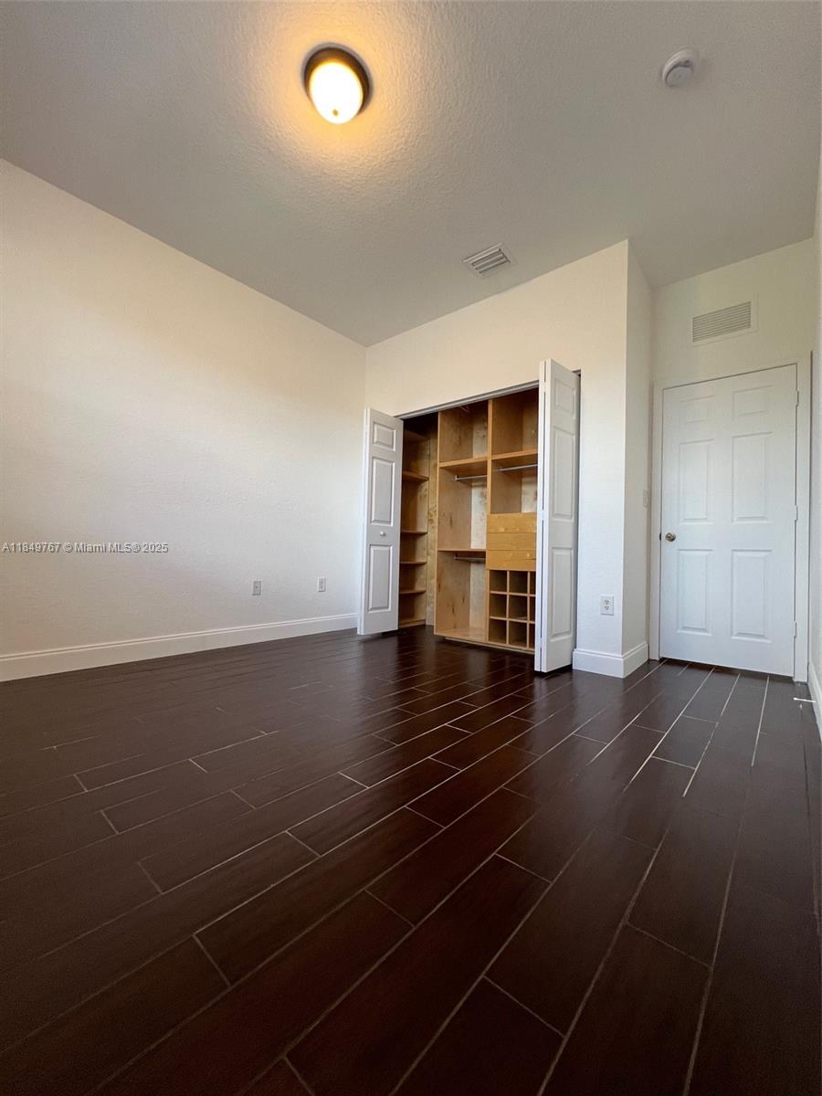 COURTS AT TUSCANY - Residential