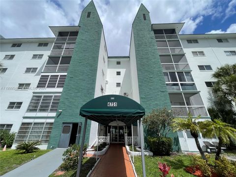 Pet Friendly Condos in Broward County 22 4751 NW 21st St 611 Lauderhill FL 33313