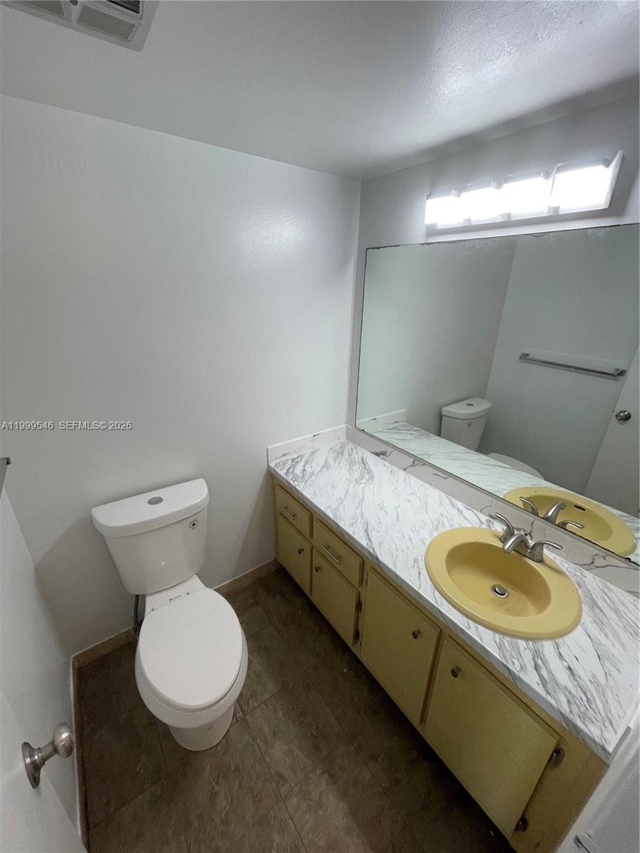 CASTLE APARTMENTS 12 COND - Residential