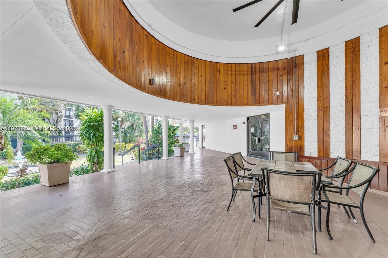 PLAZA OF AMERICAS CONDO P - Residential