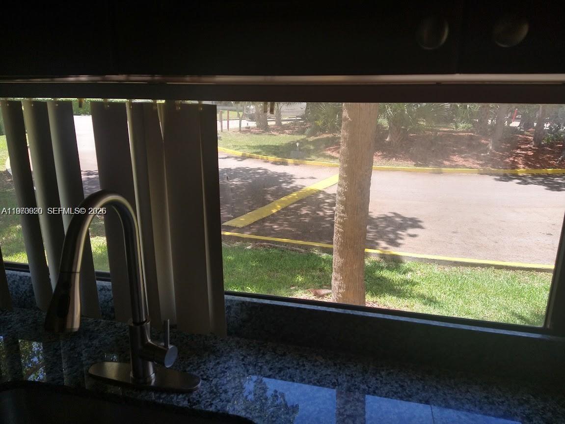 PLAZA OF AMERICAS CONDO P - Residential