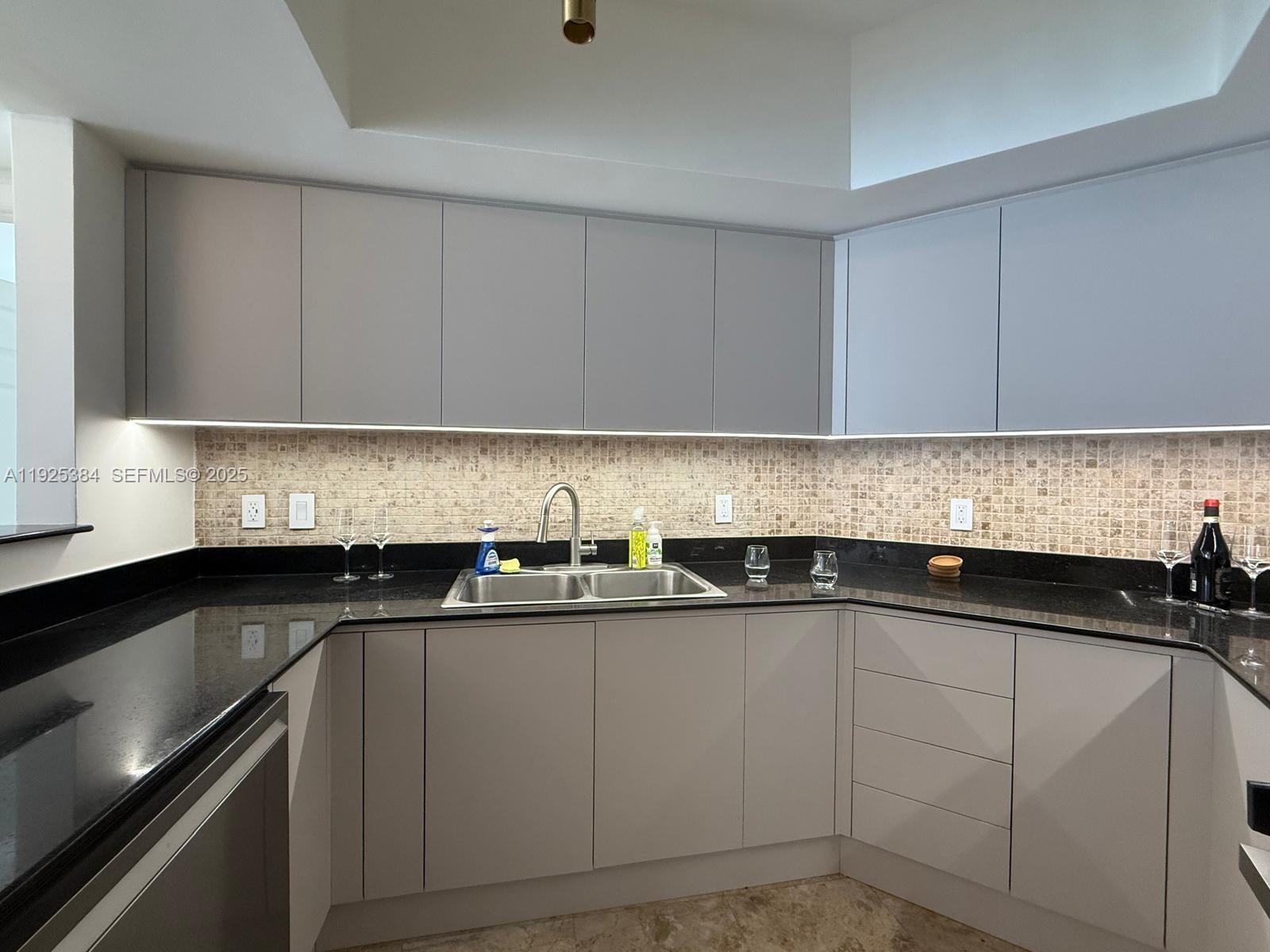 16699 Collins Ave 2701