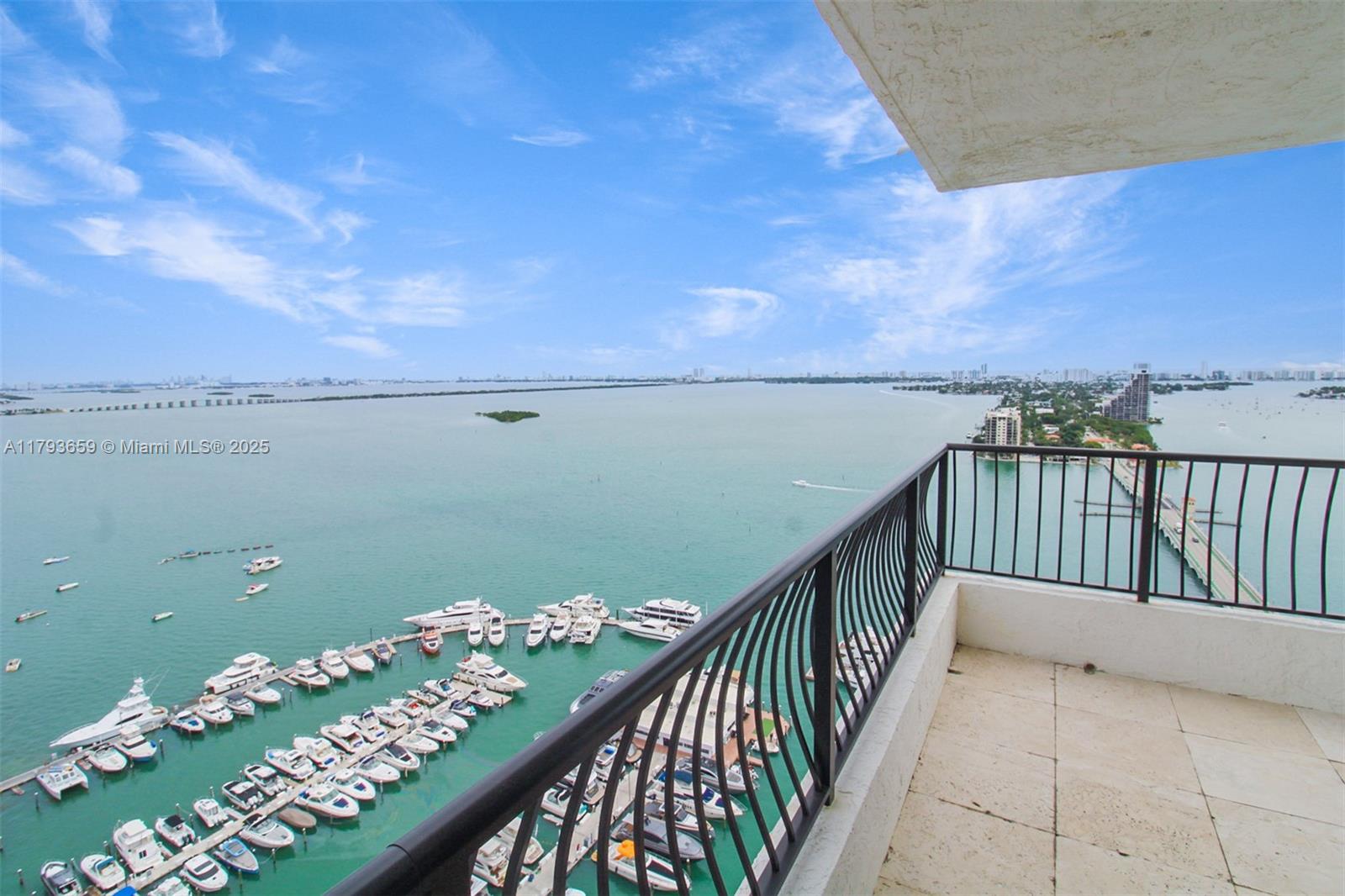 555 Ne 15th St 31C, Miami, Broward County, Florida - 2 Bedrooms  
2 Bathrooms - 