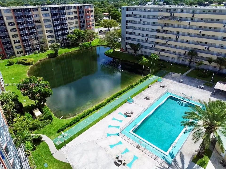 JADE WINDS GROUP - - Residential