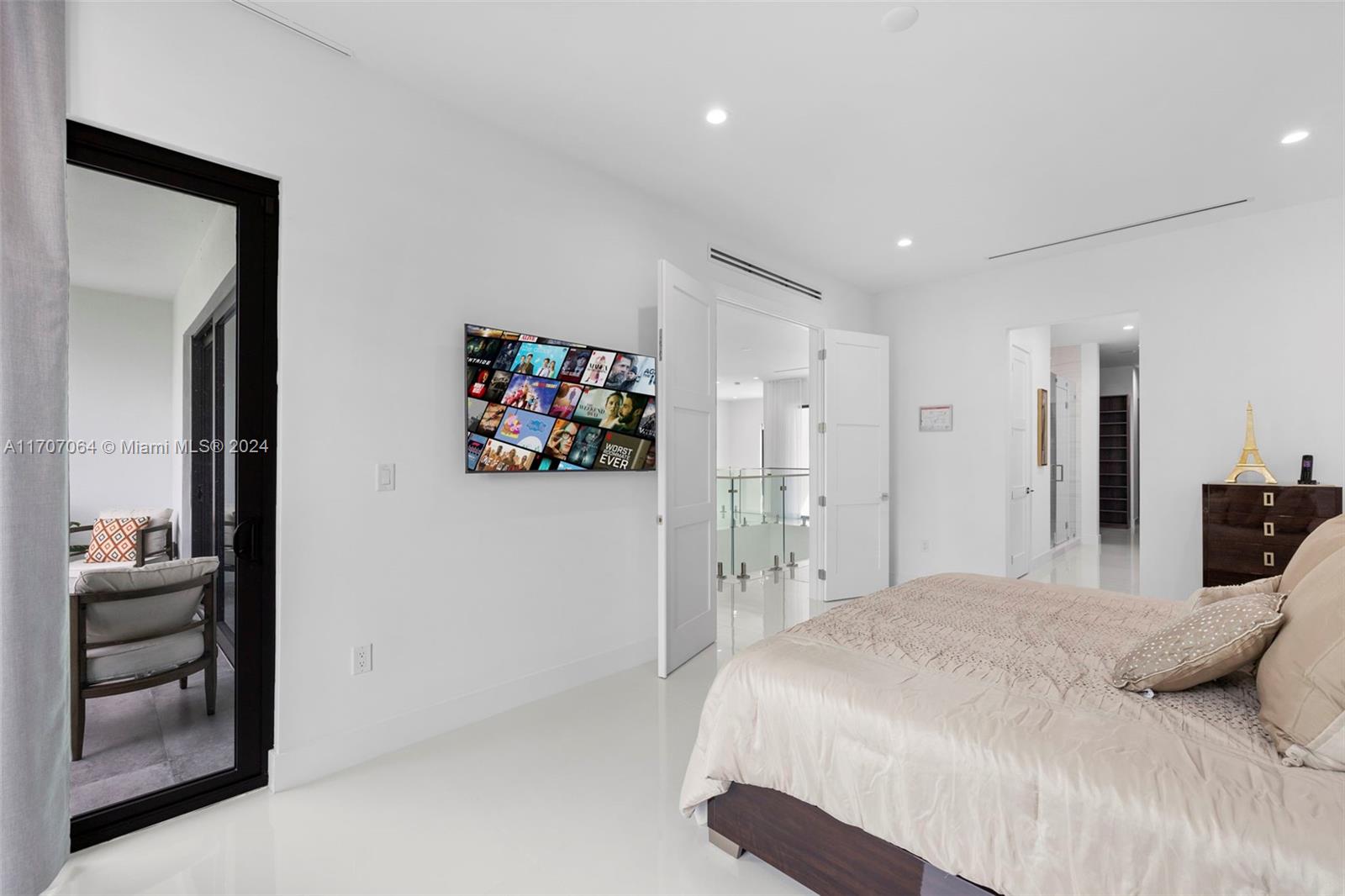 RIVERSIDE ADD AMEN PLAT - Residential