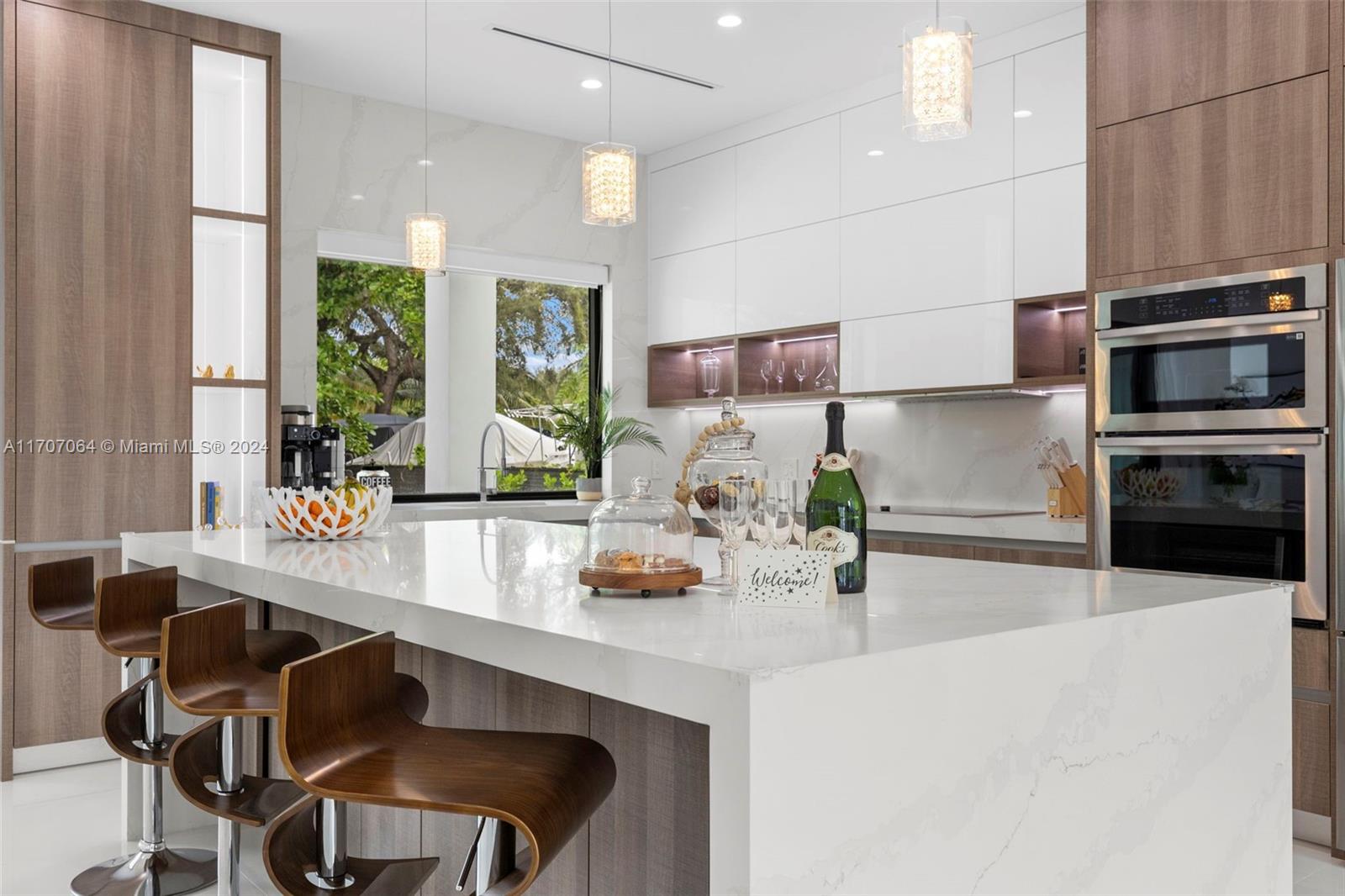 RIVERSIDE ADD AMEN PLAT - Residential