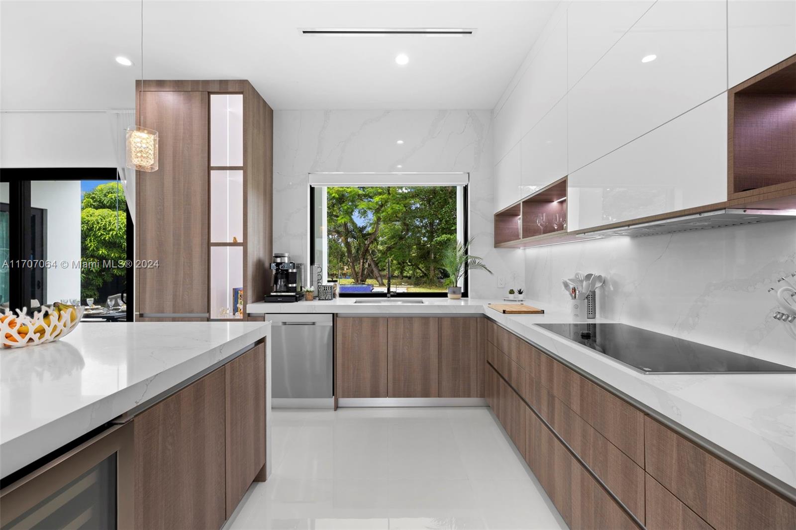 RIVERSIDE ADD AMEN PLAT - Residential