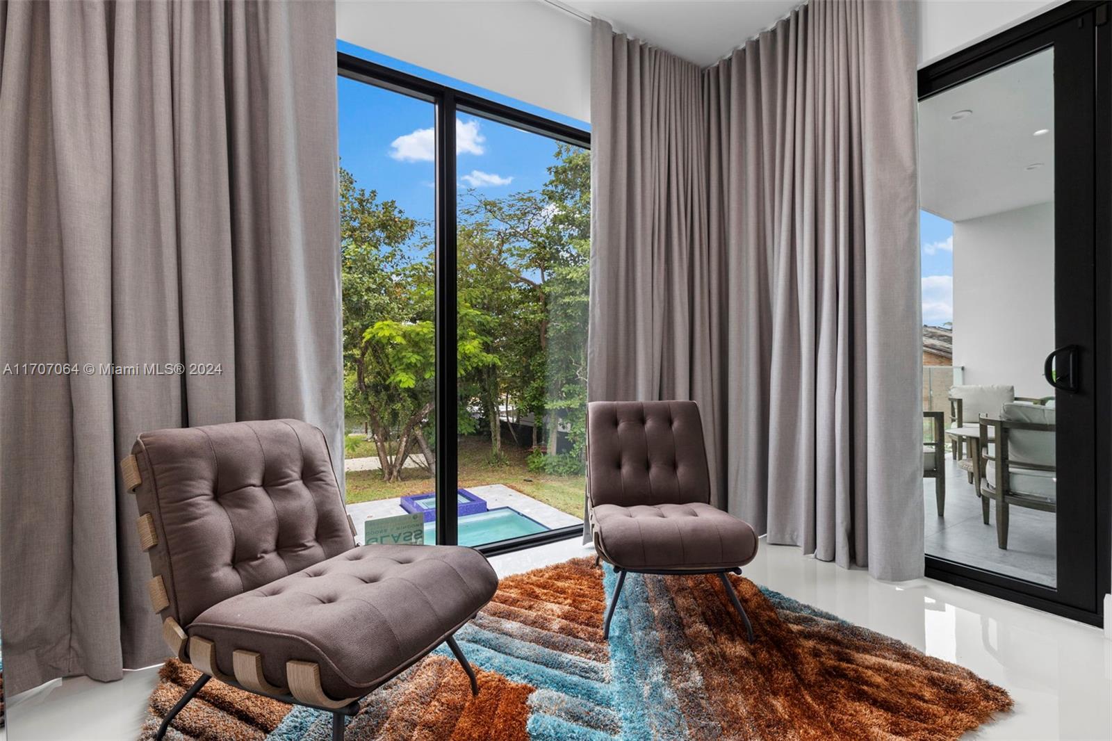 RIVERSIDE ADD AMEN PLAT - Residential