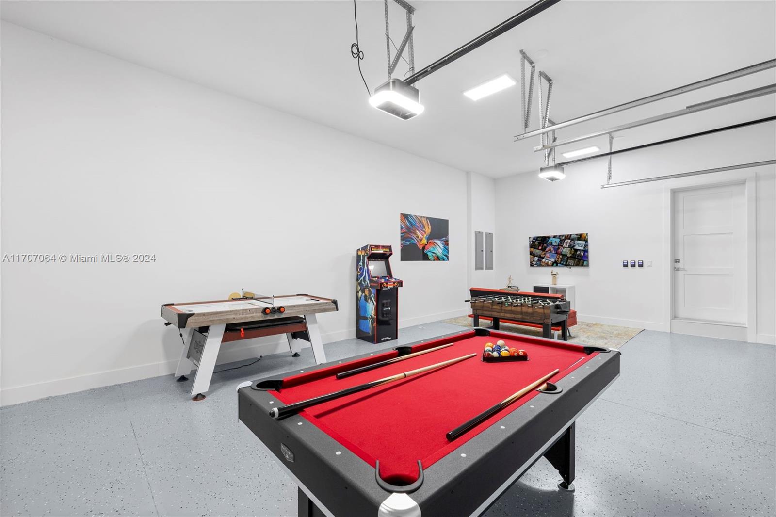 RIVERSIDE ADD AMEN PLAT - Residential