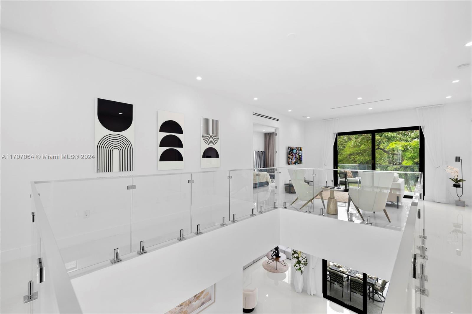 RIVERSIDE ADD AMEN PLAT - Residential