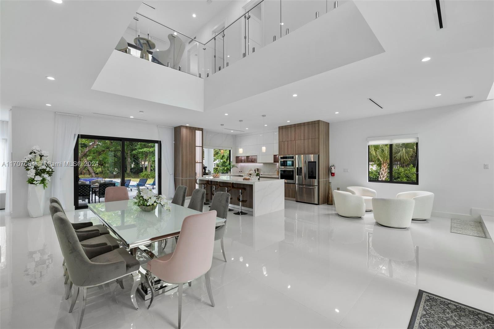 RIVERSIDE ADD AMEN PLAT - Residential