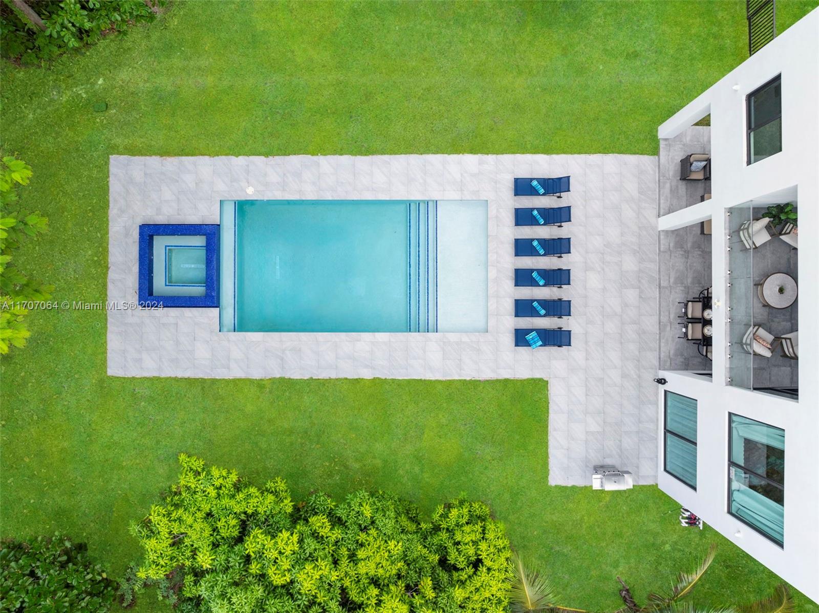 RIVERSIDE ADD AMEN PLAT - Residential