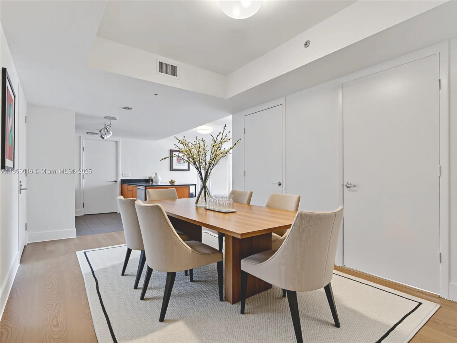 50 Biscayne Blvd 4008