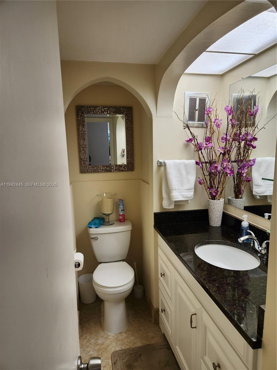 CORINTHIAN CONDO APTS MAR - Residential