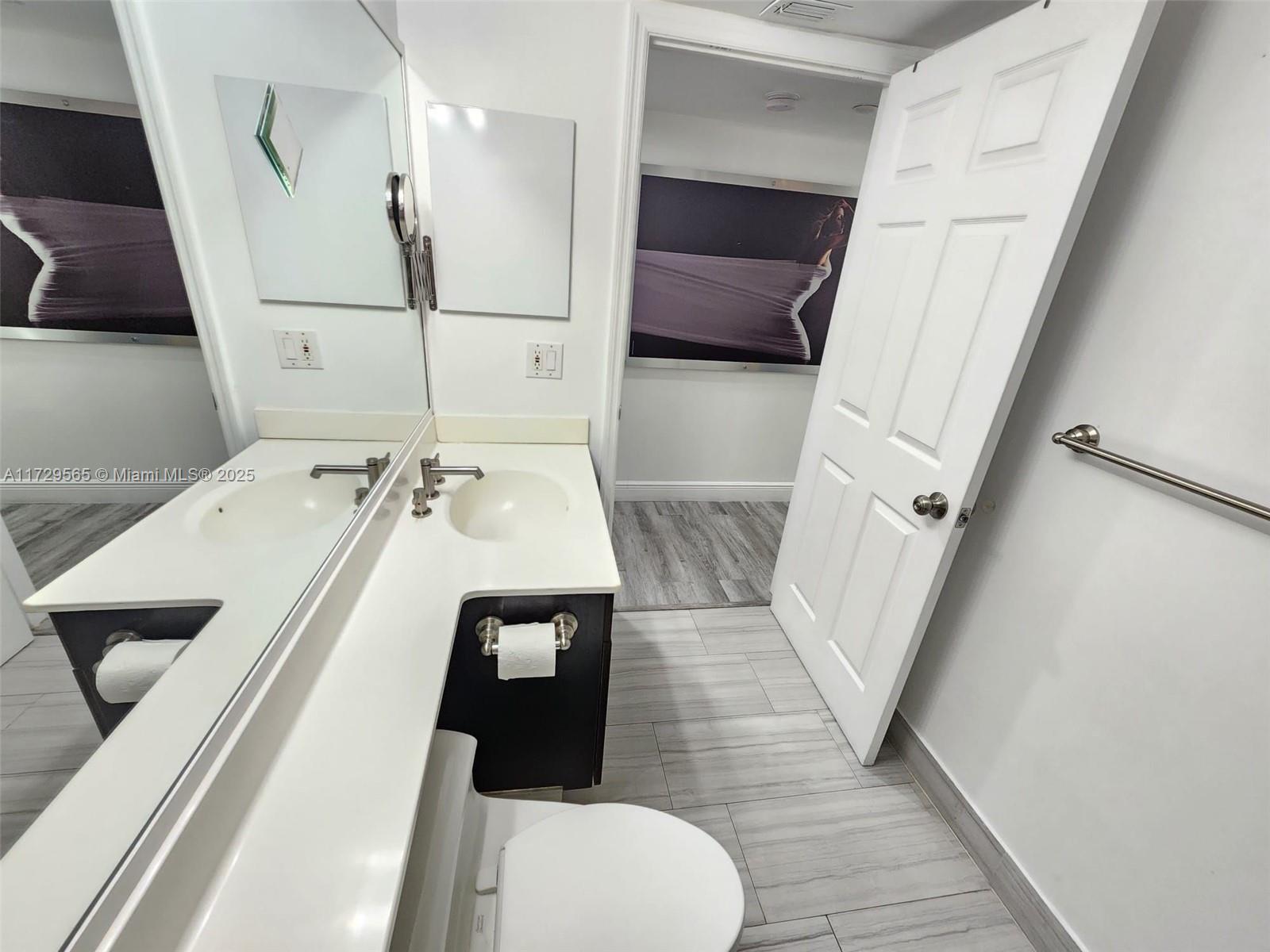MYSTIC POINTE TOWER 400 C - Residential
