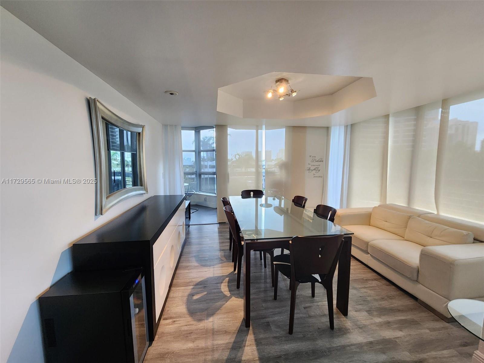 MYSTIC POINTE TOWER 400 C - Residential