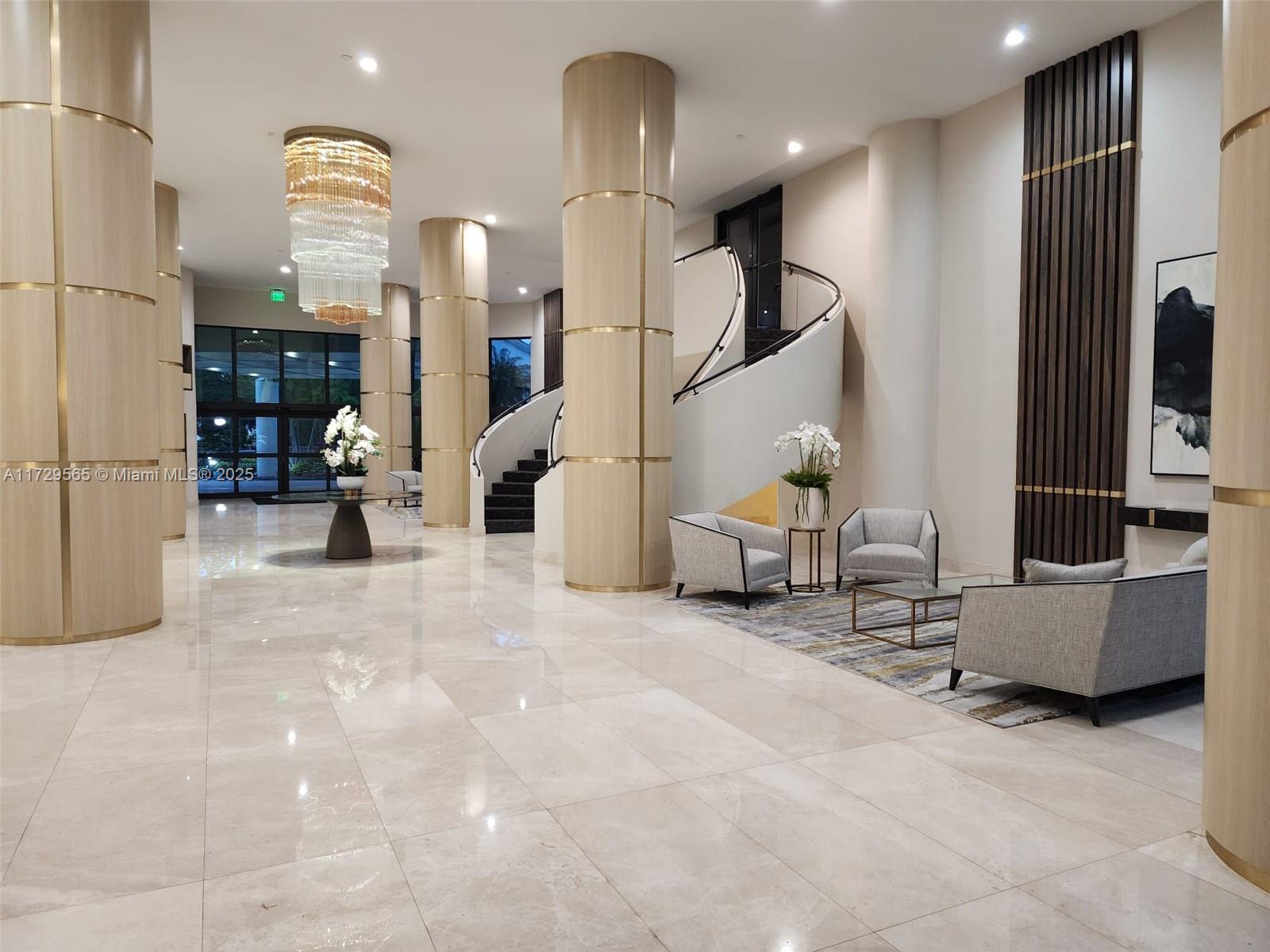 MYSTIC POINTE TOWER 400 C - Residential