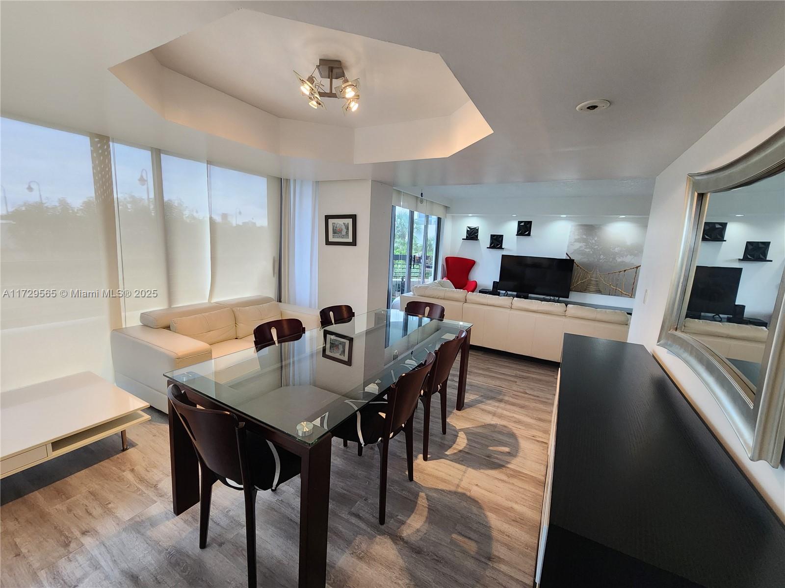 MYSTIC POINTE TOWER 400 C - Residential