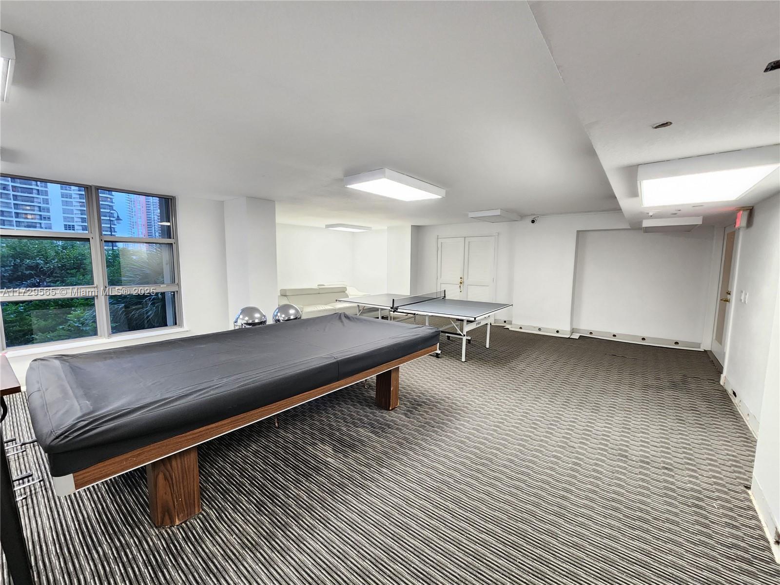 MYSTIC POINTE TOWER 400 C - Residential