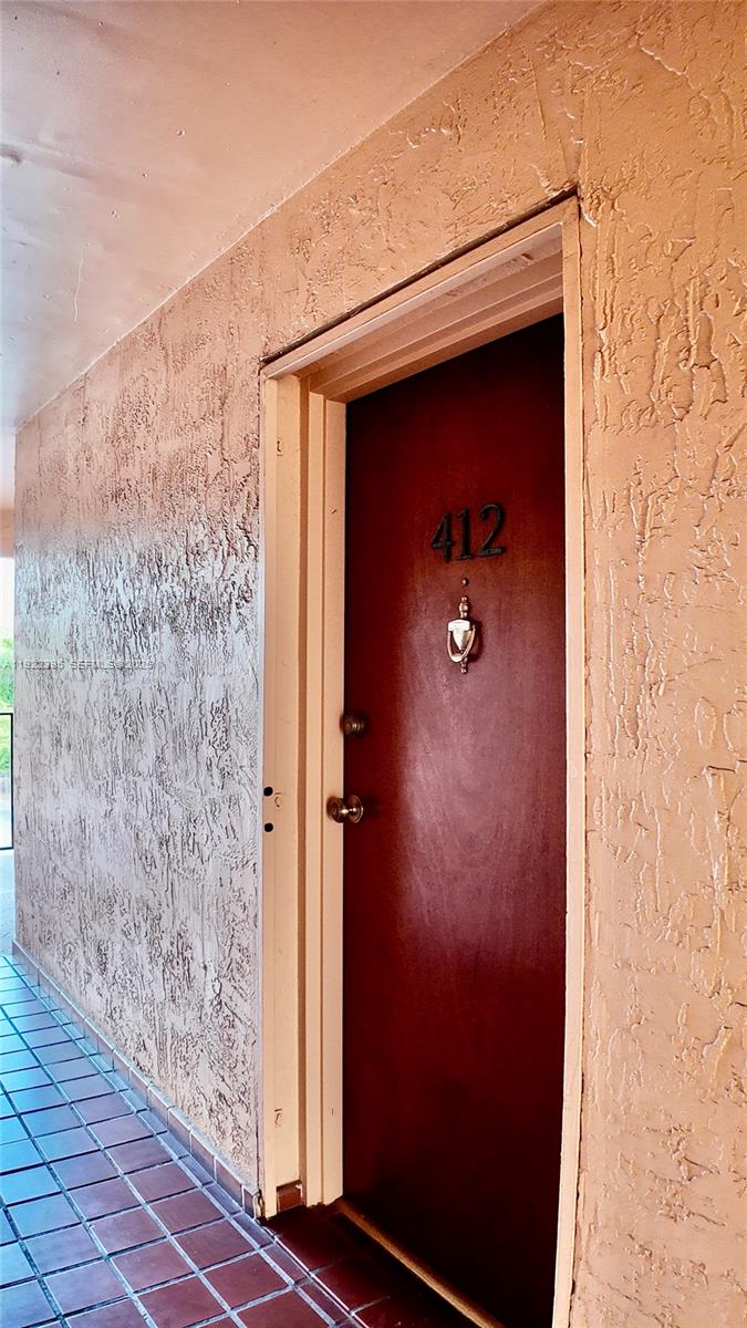 MILAM CONDO SOUTH - Residential Lease