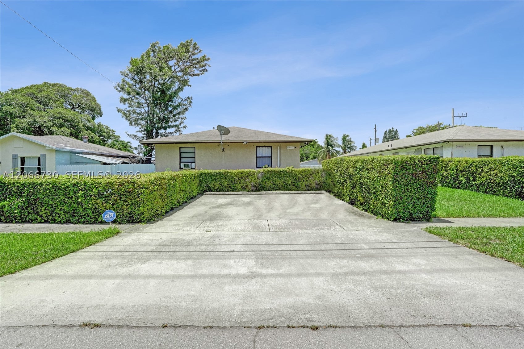 2124-2126 Thomas St 2126 - Image 1