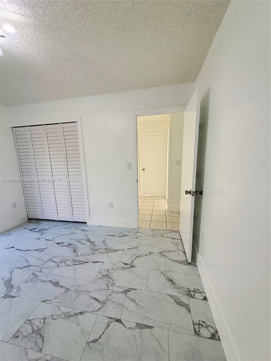 FOREST VIEW SUB - Residential Lease