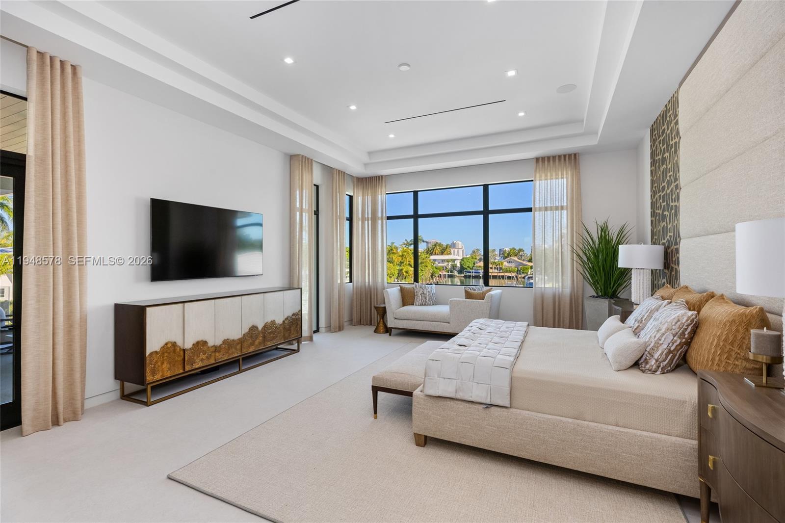 ISLA BAHIA - Residential