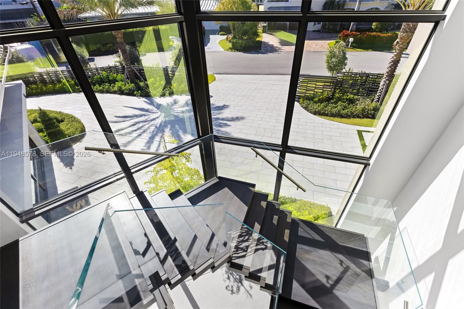 ISLA BAHIA - Residential