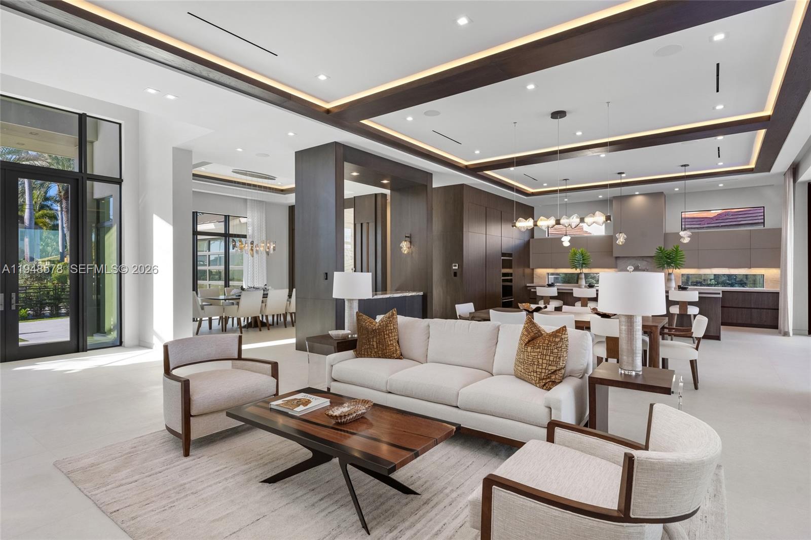 ISLA BAHIA - Residential