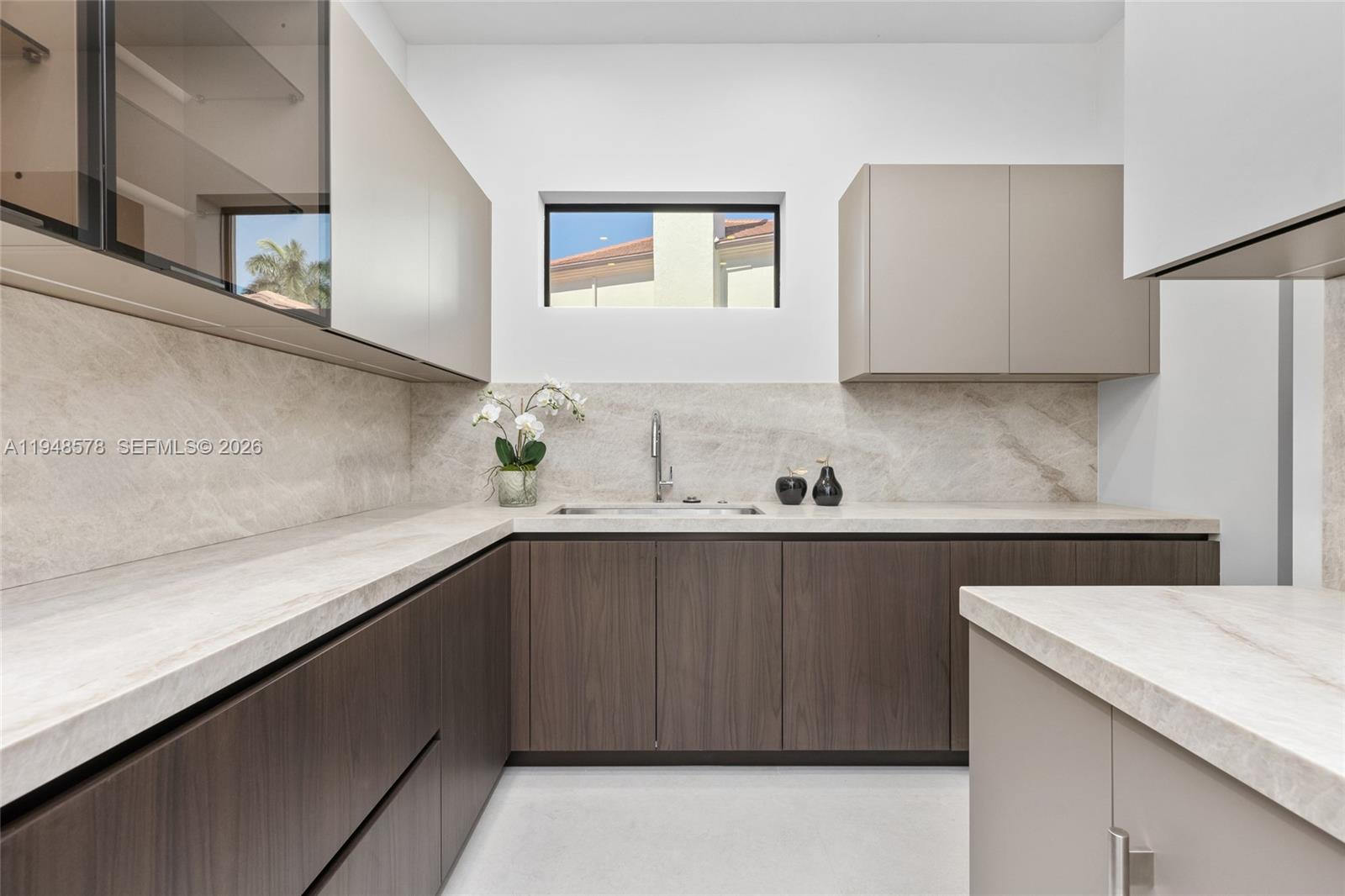 ISLA BAHIA - Residential