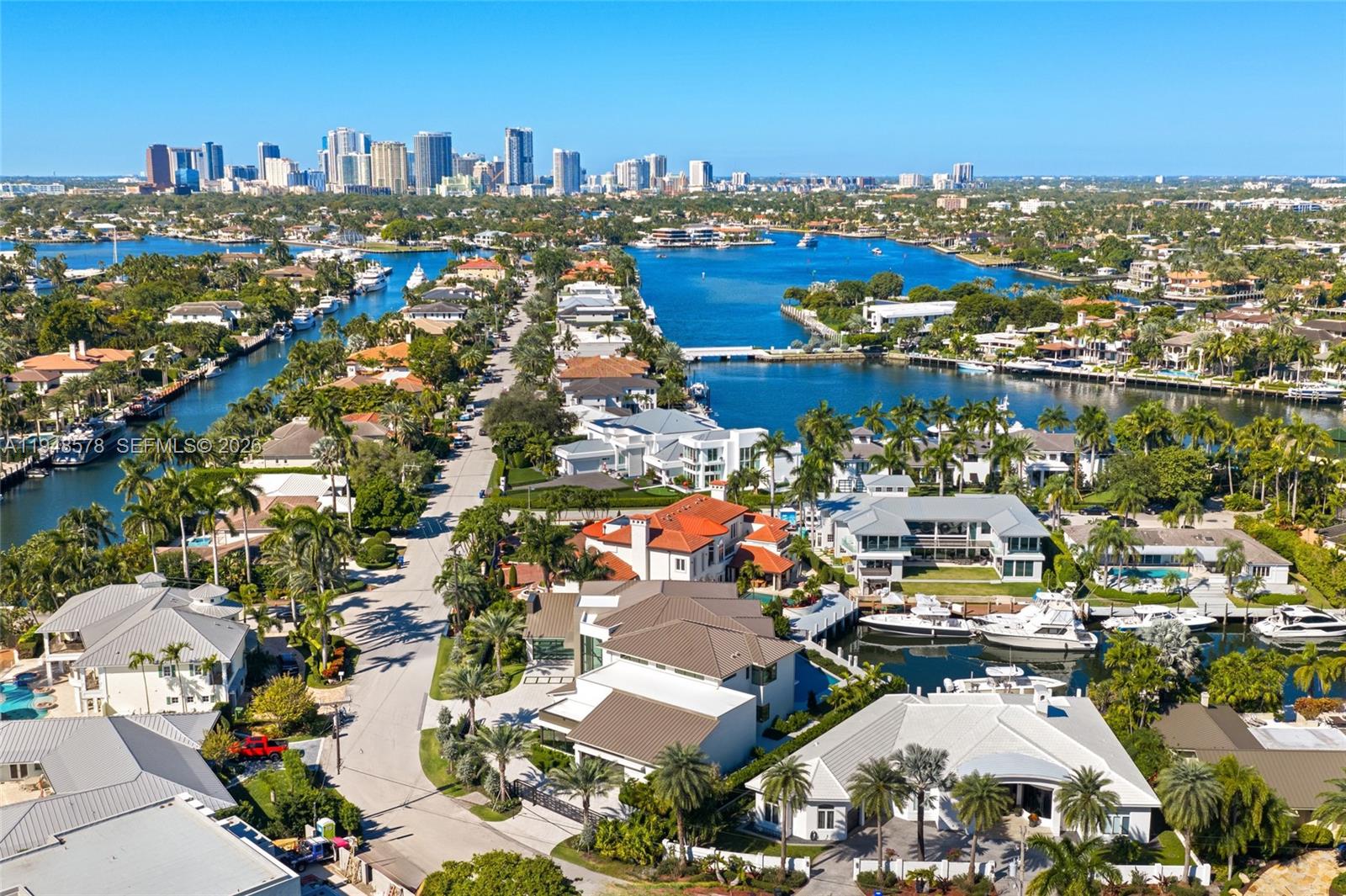 ISLA BAHIA - Residential